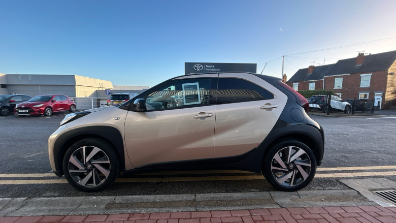 Toyota Aygo X 1.0 VVT-i Edge 5dr [Parking] Petrol Hatchback